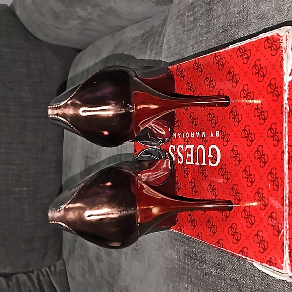 GUESS BY MARCIANO METALLIC Heels - Picture 3 of 5